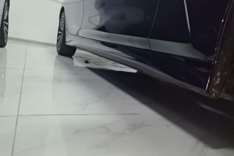 Used BMW 3 Series 2022 Updated 325Li M Sport Package Right Side Sill