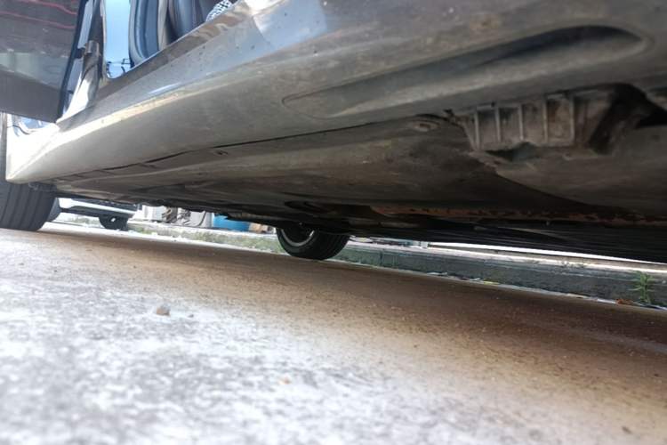 Used BMW 3 Series 2022 325Li M Sport Package Right Side Sill