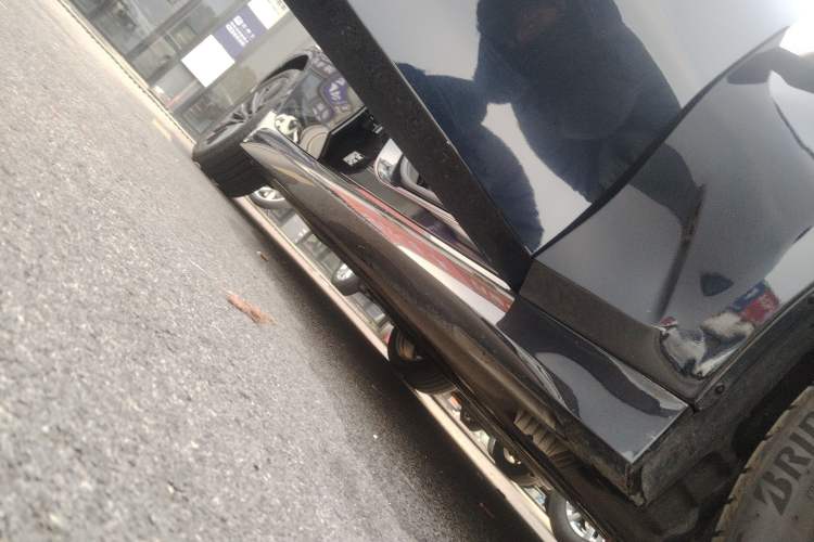 Used BMW 3 Series 2022 Restyled 325Li M Sport Night Edition Package Right Side Sill