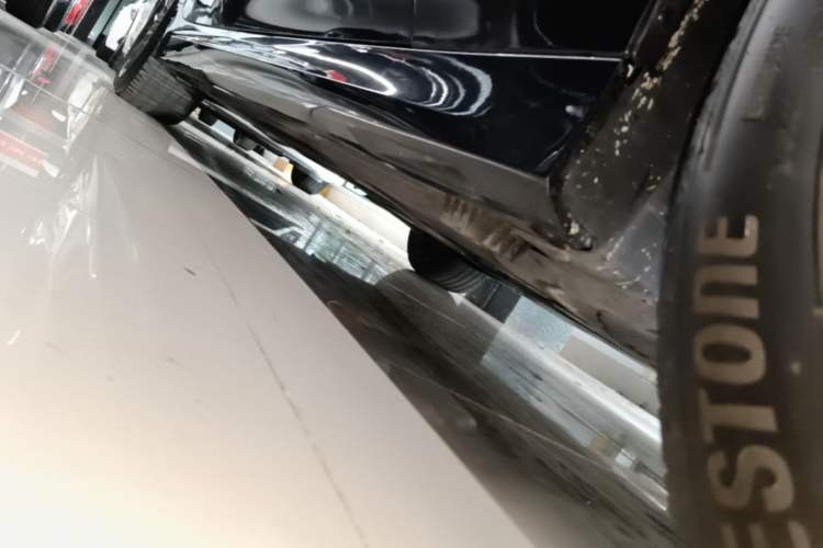 Used BMW 3 Series 2022 325Li M Sport Night Edition Package Right Side Sill