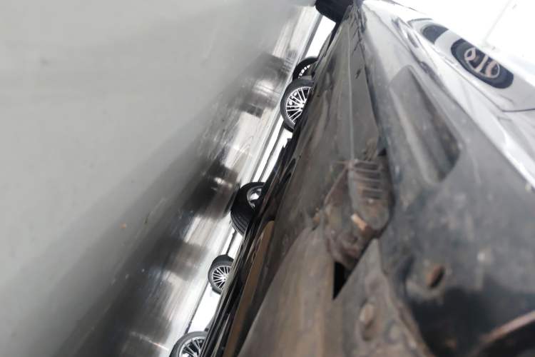 Used BMW 3 Series 2022 325Li M Sport Package Right Side Sill
