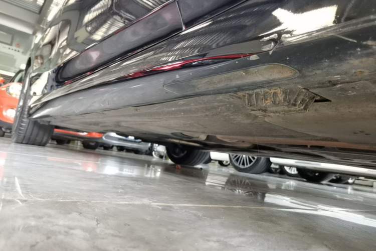 Used BMW 3 Series 2022 325Li M Sport Night Edition Package Right Side Sill