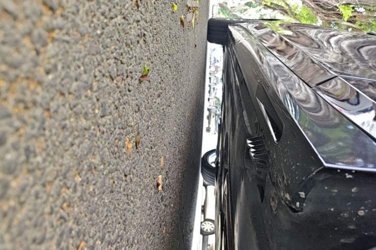 Used BMW 3 Series 2022 325Li M Sport Package Right Side Sill