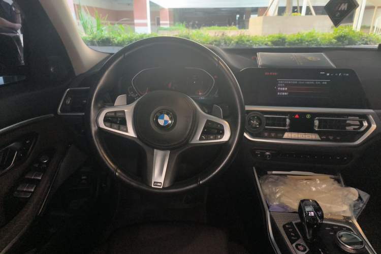 Used BMW 3 Series 2022 Restyled 325Li M Sport Night Edition Package Steering Wheel