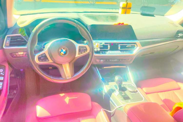Used BMW 3 Series 2022 325i M Sport Package Steering Wheel