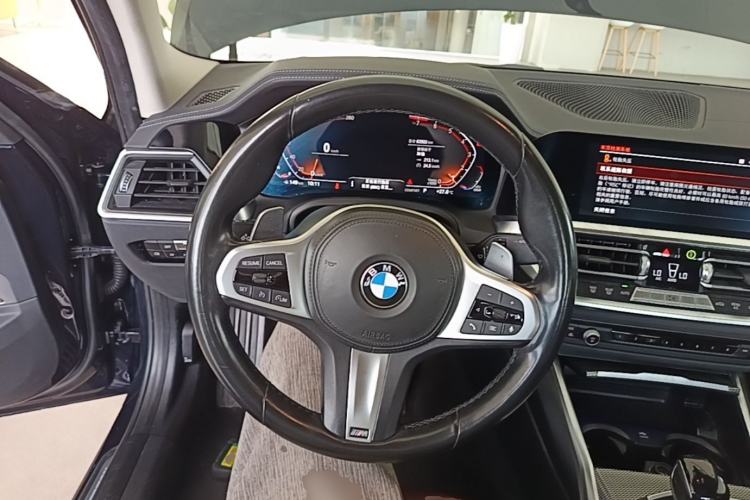 Used BMW 3 Series 2022 330i M Sport Night Edition Steering Wheel