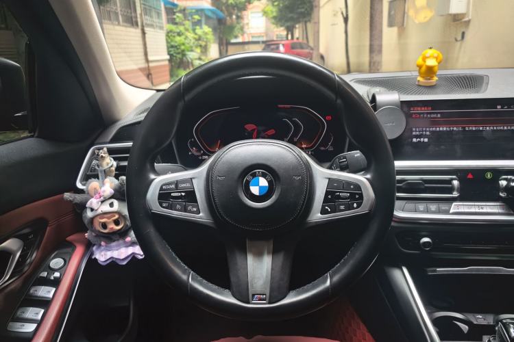 Used BMW 3 Series 2022 325i M Sport Package Steering Wheel