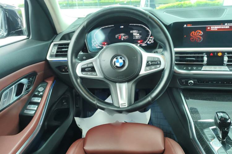 Used BMW 3 Series 2022 325Li M Sport Package Steering Wheel