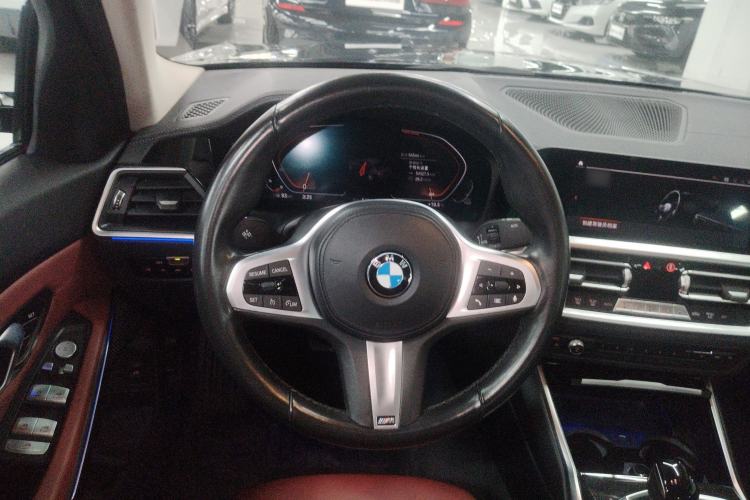 Used BMW 3 Series 2022 325Li M Sport Package Steering Wheel