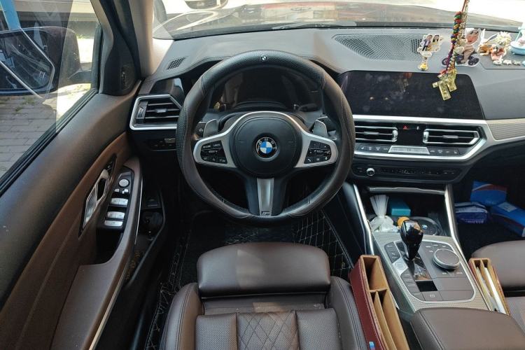 Used BMW 3 Series 2022 325Li M Sport Night Edition Package Steering Wheel