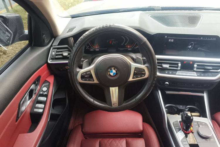 Used BMW 3 Series 2022 Updated 325i M Sport Package Steering Wheel