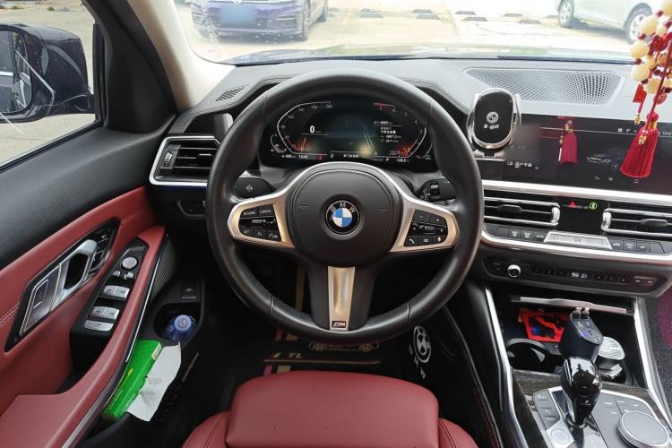 Used BMW 3 Series 2022 325Li M Sport Package Steering Wheel