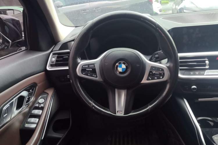Used BMW 3 Series 2022 320Li M Sport Package Steering Wheel