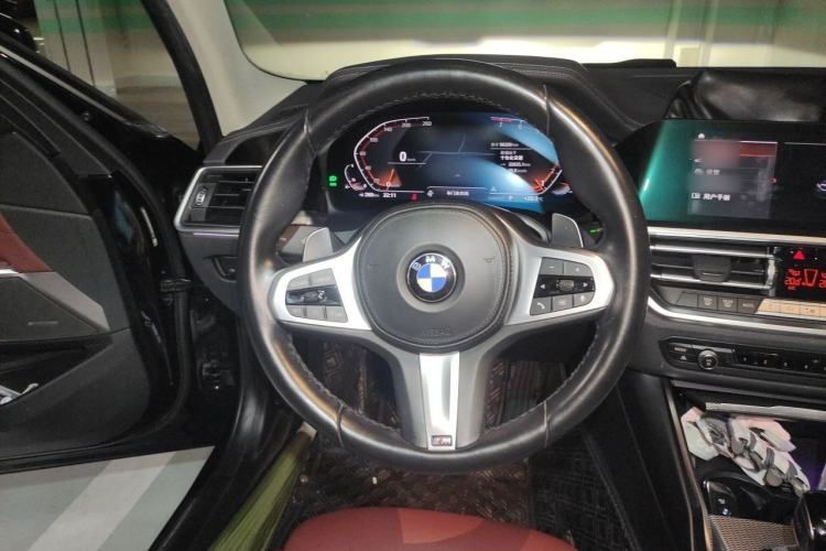 Used BMW 3 Series 2022 Updated 325i M Sport Package Steering Wheel