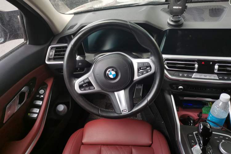 Used BMW 3 Series 2022 Updated 325i M Sport Package Steering Wheel
