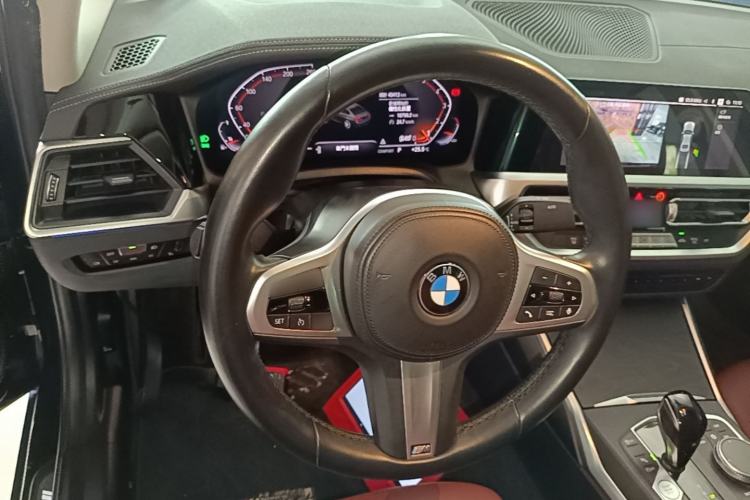 Used BMW 3 Series 2022 Updated 325i M Sport Package Steering Wheel