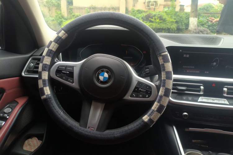 Used BMW 3 Series 2022 320Li M Sport Package Steering Wheel