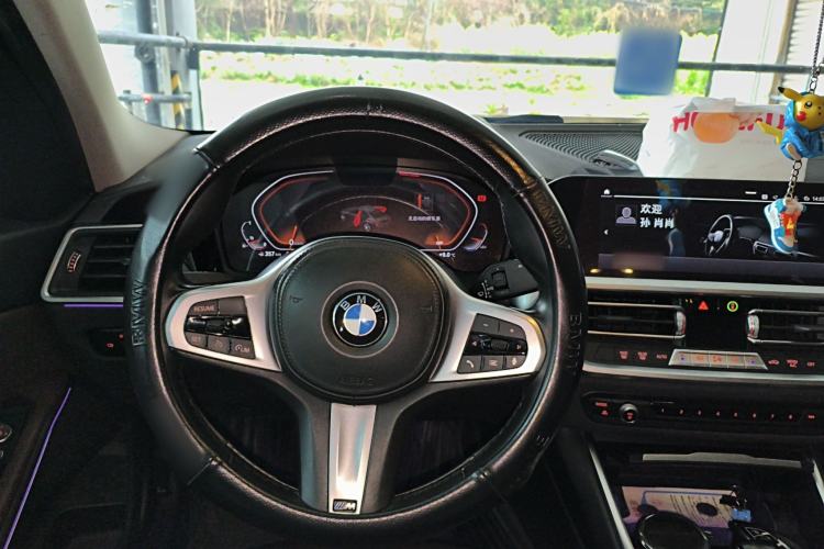 Used BMW 3 Series 2022 325i M Sport Package Steering Wheel