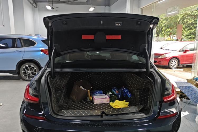Used BMW 3 Series 2022 325Li M Sport Night Edition Package Trunk