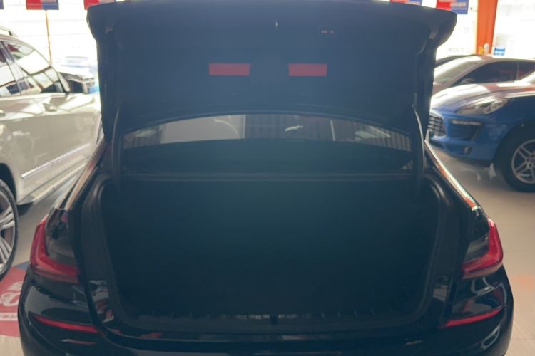 Used BMW 3 Series 2022 Updated 325Li M Sport Package Trunk