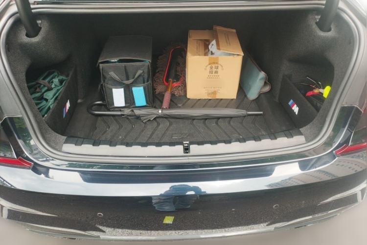 Used BMW 3 Series 2022 325i M Sport Night Edition Package Trunk