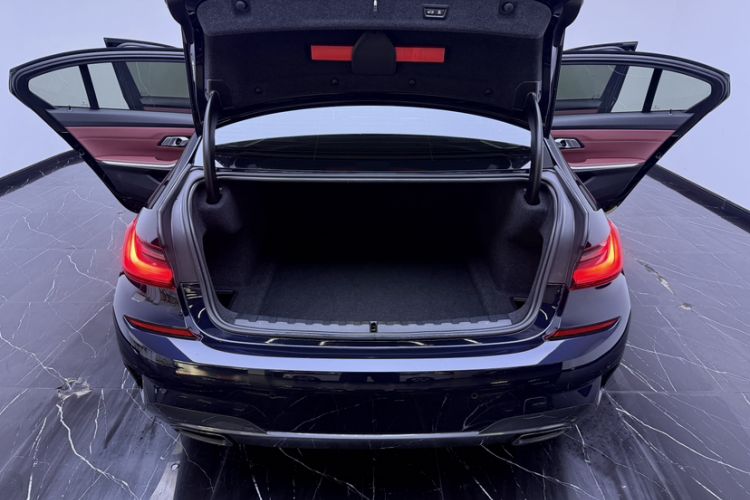 Used BMW 3 Series 2022 325Li M Sport Night Edition Package Trunk