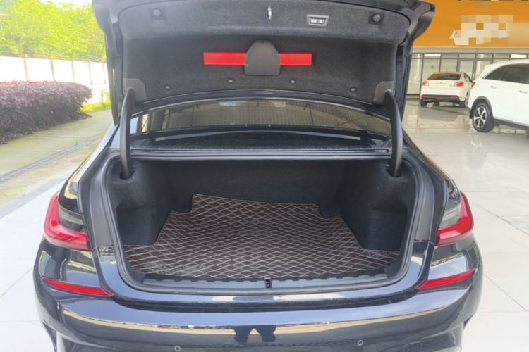 Used BMW 3 Series 2022 Updated 325Li M Sport Package Trunk