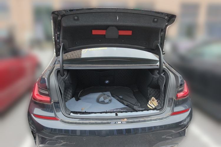 Used BMW 3 Series 2022 Restyled 320Li M Sport Package Trunk