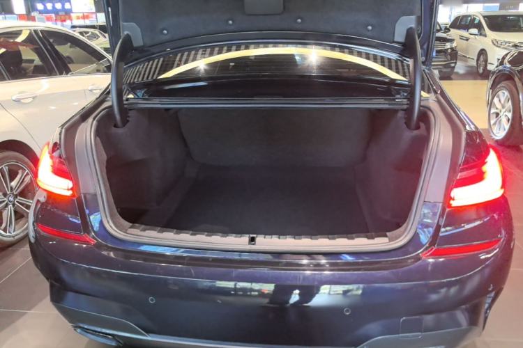 Used BMW 3 Series 2022 325Li M Sport Night Edition Package Trunk