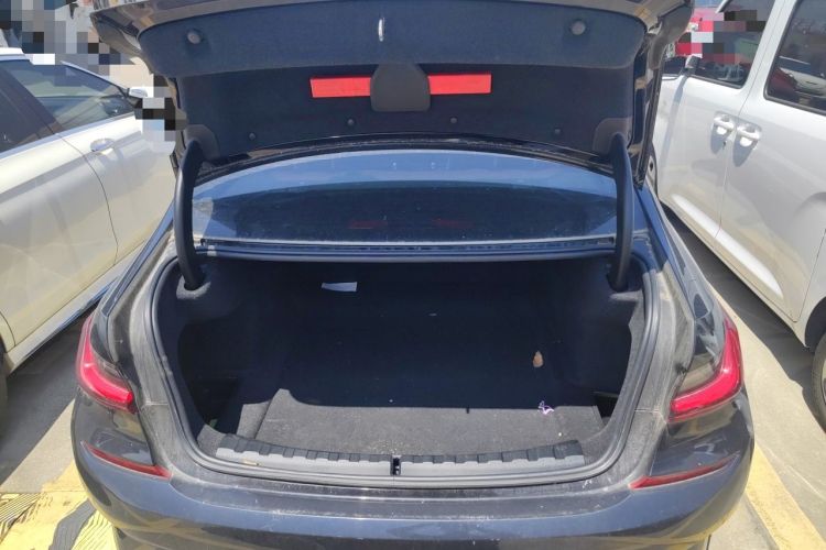 Used BMW 3 Series 2022 Revised 325i M Sport Night Edition Package Trunk