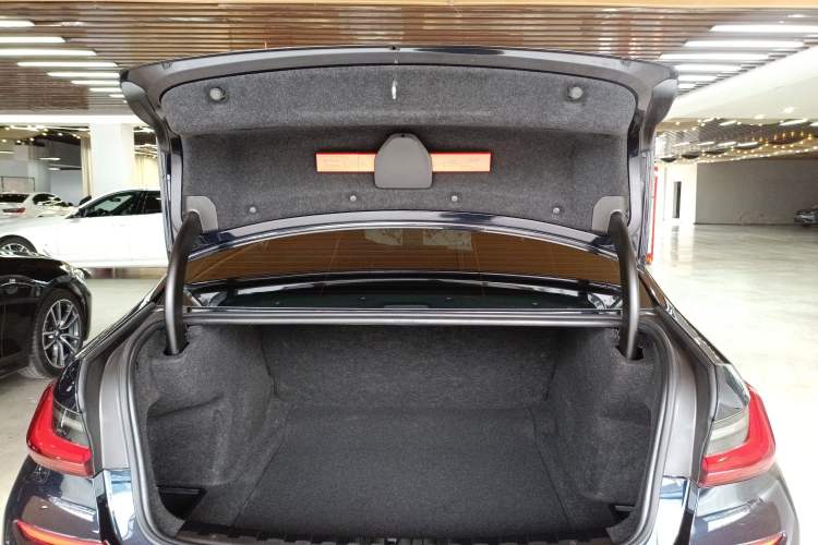 Used BMW 3 Series 2022 320Li M Sport Package Trunk