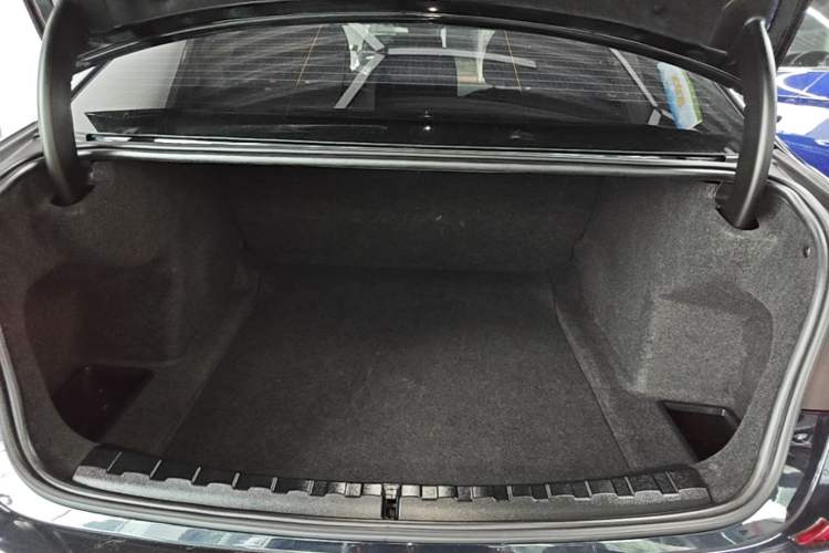 Used BMW 3 Series 2022 Updated 325i M Sport Package Trunk