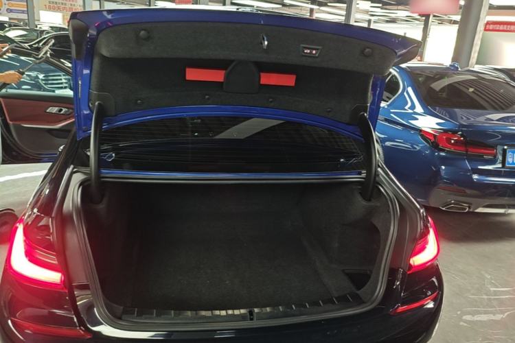 Used BMW 3 Series 2022 325Li M Sport Package Trunk