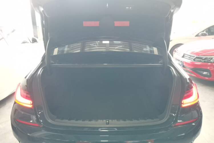 Used BMW 3 Series 2022 325Li M Sport Night Edition Package Trunk