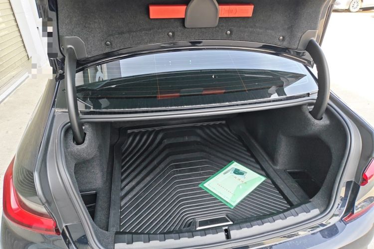 Used BMW 3 Series 2022 Revised 325i M Sport Night Edition Package Trunk