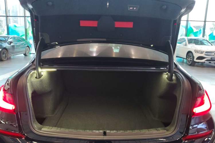 Used BMW 3 Series 2022 Restyled 330Li xDrive M Sport Night Edition Package Trunk