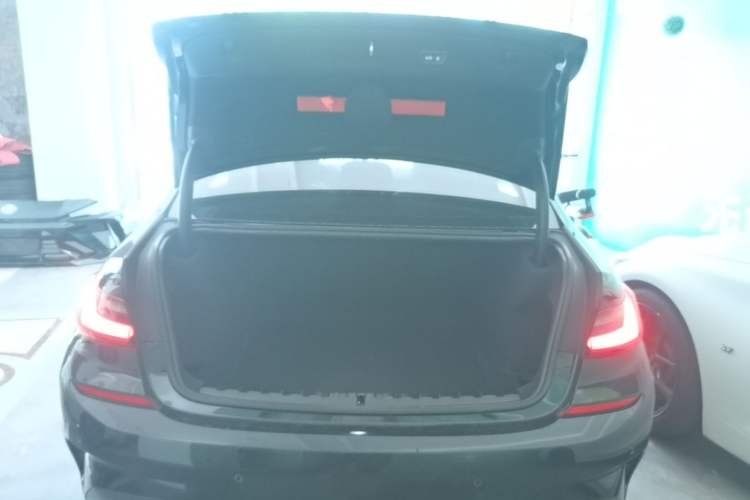 Used BMW 3 Series 2022 325Li M Sport Package Trunk