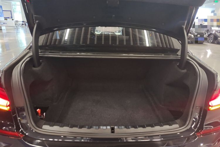 Used BMW 3 Series 2022 Restyled 325Li xDrive M Sport Package Trunk