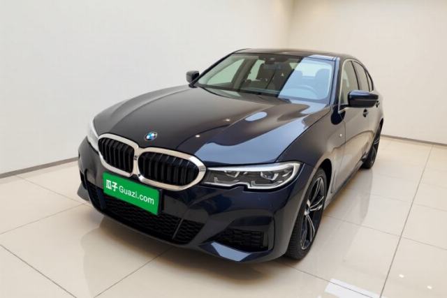 Ojetý BMW 3 Series 2022 325i M Sport Package