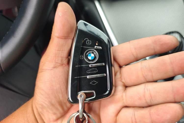 Used BMW 3 Series 2022 Revised 325i M Sport Night Edition Package Vehicle Key