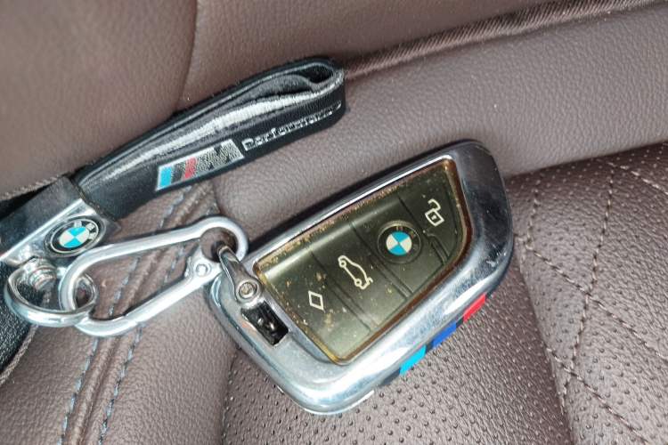 Used BMW 3 Series 2022 Updated 325Li M Sport Package Vehicle Key
