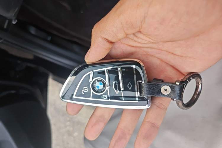 Used BMW 3 Series 2022 325Li M Sport Package Vehicle Key