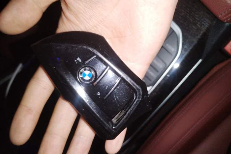Used BMW 3 Series 2022 325Li M Sport Package Vehicle Key