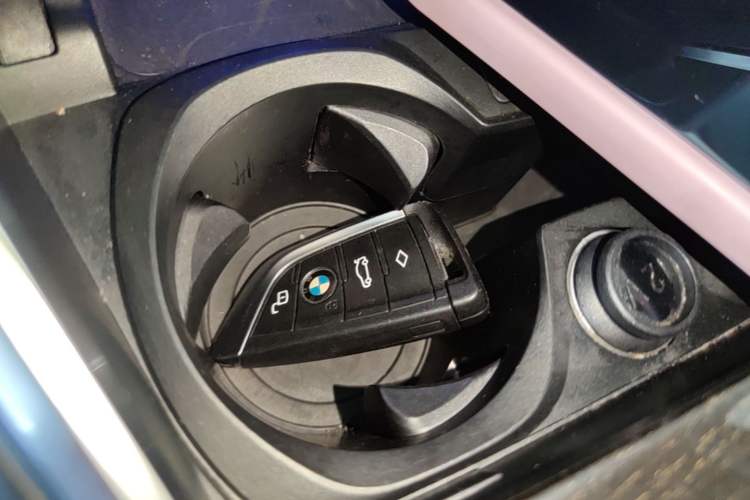 Used BMW 3 Series 2022 325Li M Sport Package Vehicle Key