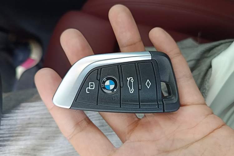 Used BMW 3 Series 2022 330i M Sport Night Edition Vehicle Key