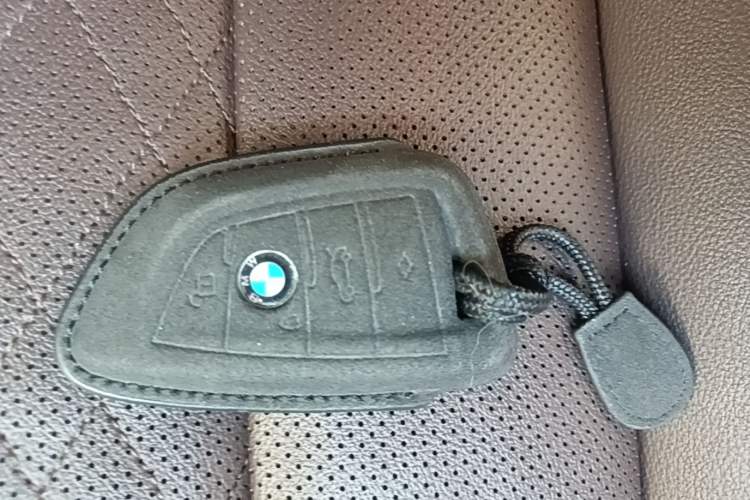 Used BMW 3 Series 2022 325Li M Sport Package Vehicle Key