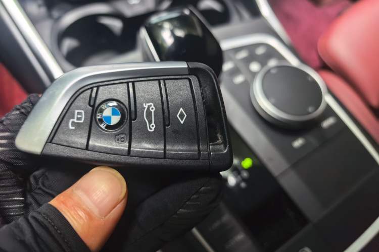 Used BMW 3 Series 2022 325i M Sport Package Vehicle Key