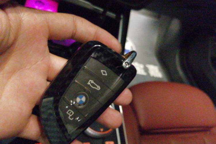 Used BMW 3 Series 2022 325Li M Sport Package Vehicle Key