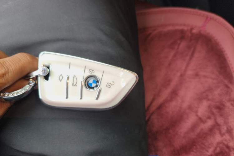 Used BMW 3 Series 2022 325Li M Sport Package Vehicle Key