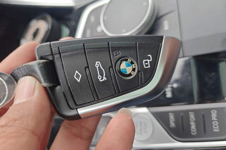 Used BMW 3 Series 2022 320Li M Sport Package Vehicle Key